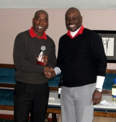 Winner Keith Salmon (left)